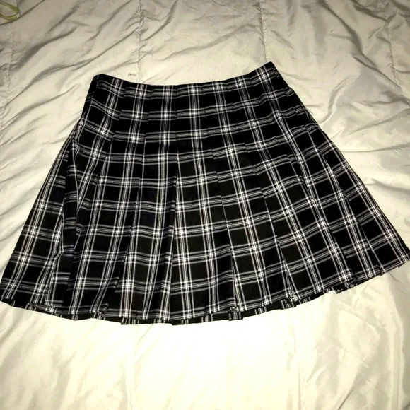 Plaid pleated tennis skirt - Picture 3 of 5